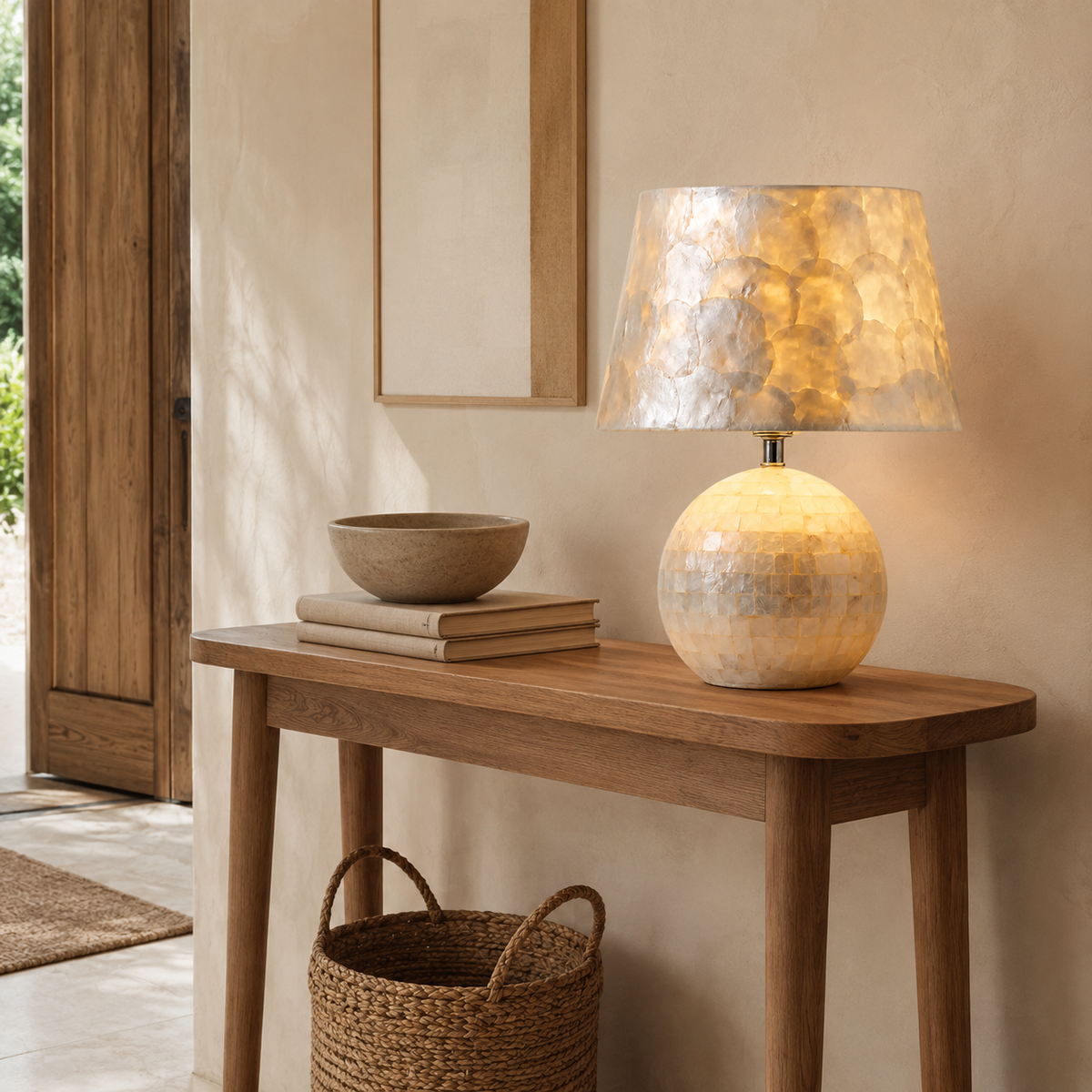 Modern Pearlescent Capiz Table Lamp